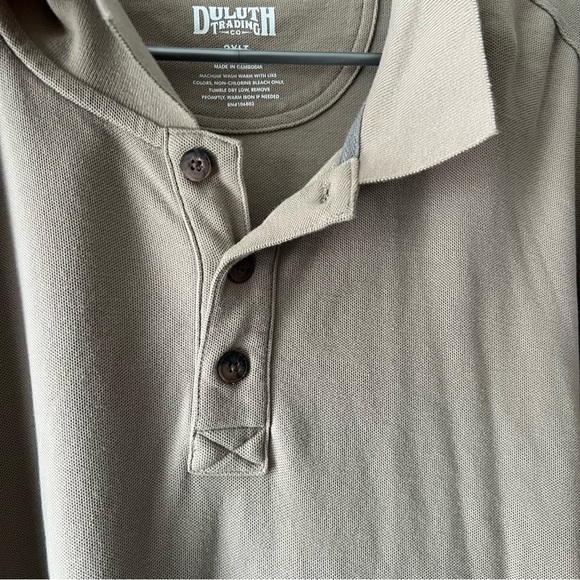 Duluth Trading Co Beige Long Sleeve Collared Shirt Size 2XLT - Picture 2 of 6